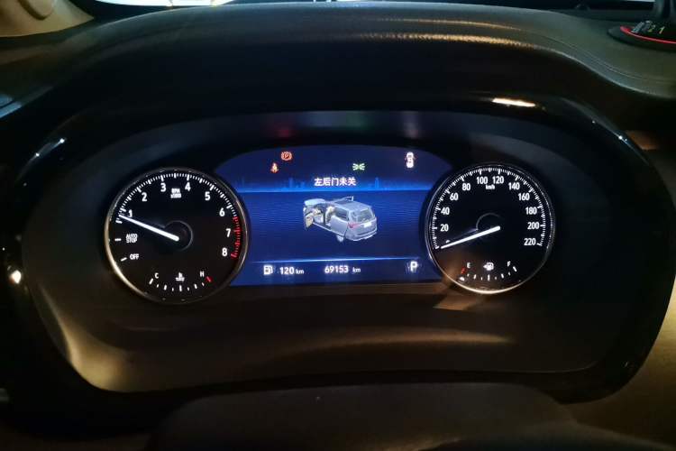Used Buick GL8 2021 Land Cruiser Executive Class 652T Comfort Model Instrument Cluster