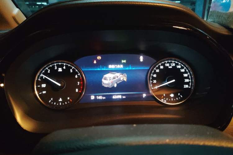 Used Buick GL8 2021 Land Cruiser Executive Class 652T Comfort Model Instrument Cluster