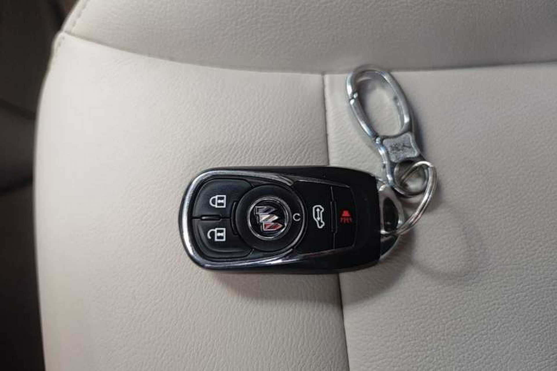 Used Buick GL8 2021 Land Cruiser Executive Class 652T Luxury Model Interior 1