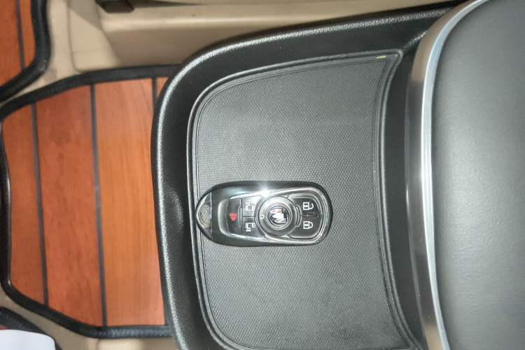 Used Buick GL8 2021 ES Land Cruiser 653T Luxury Edition Interior 1