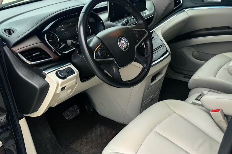 Used Buick GL8 2021 Land Cruiser Executive 652T Premium Model Interior 1