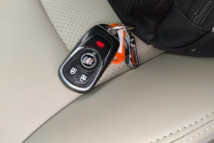 Used Buick GL8 2021 Land Cruiser Executive Class 652T Comfort Model Interior 1