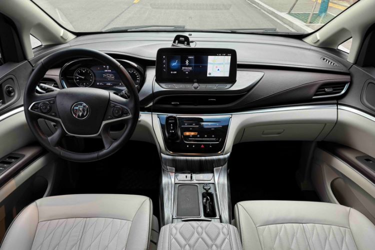 Used Buick GL8 2021 Land Cruiser Executive Class 652T Luxury Model Interior 12