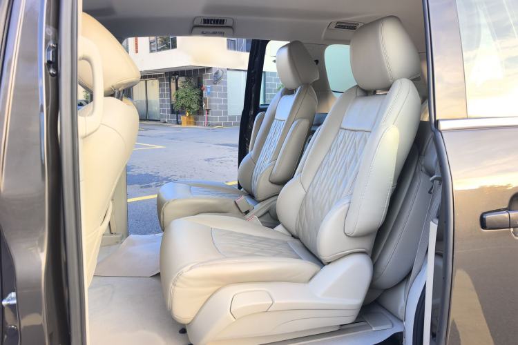 Used Buick GL8 2021 Land Cruiser Executive Class 652T Comfort Model Interior 2