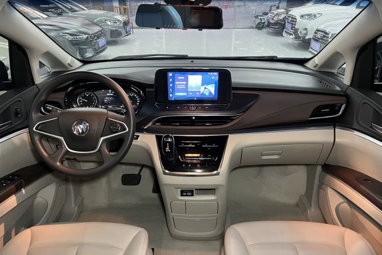 Used Buick GL8 2021 Land Cruiser Executive Class 652T Comfort Model Interior 2