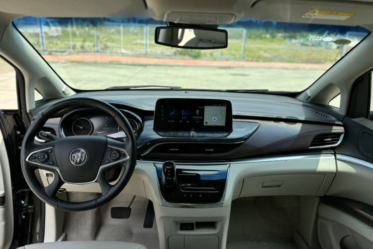 Used Buick GL8 2021 Land Cruiser Executive Class 652T Luxury Model Interior 3