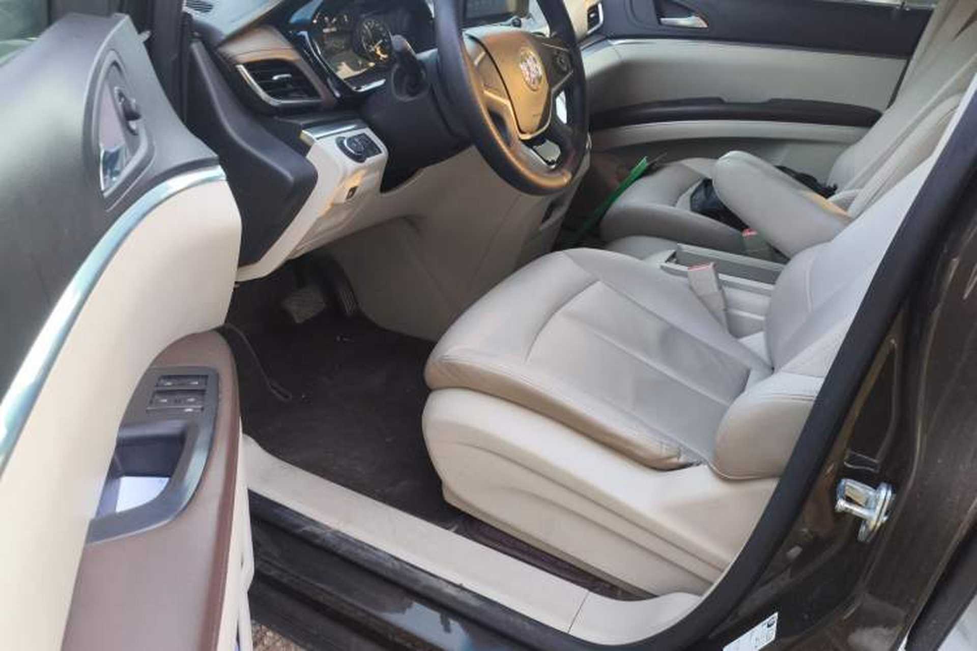 Used Buick GL8 2021 Land Cruiser Executive Class 652T Comfort Model Interior 3