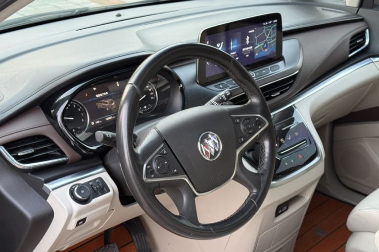 Used Buick GL8 2021 Land Cruiser Executive Class 652T Luxury Model Interior 4