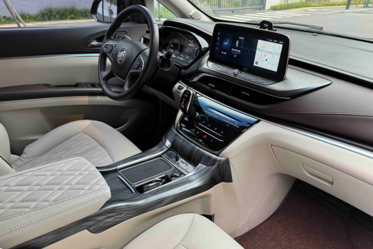 Used Buick GL8 2021 Land Cruiser Executive Class 652T Luxury Model Interior 4