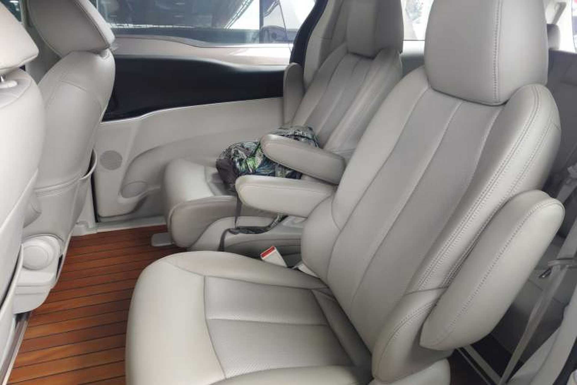 Used Buick GL8 2021 Land Cruiser Executive Class 652T Comfort Model Interior 4