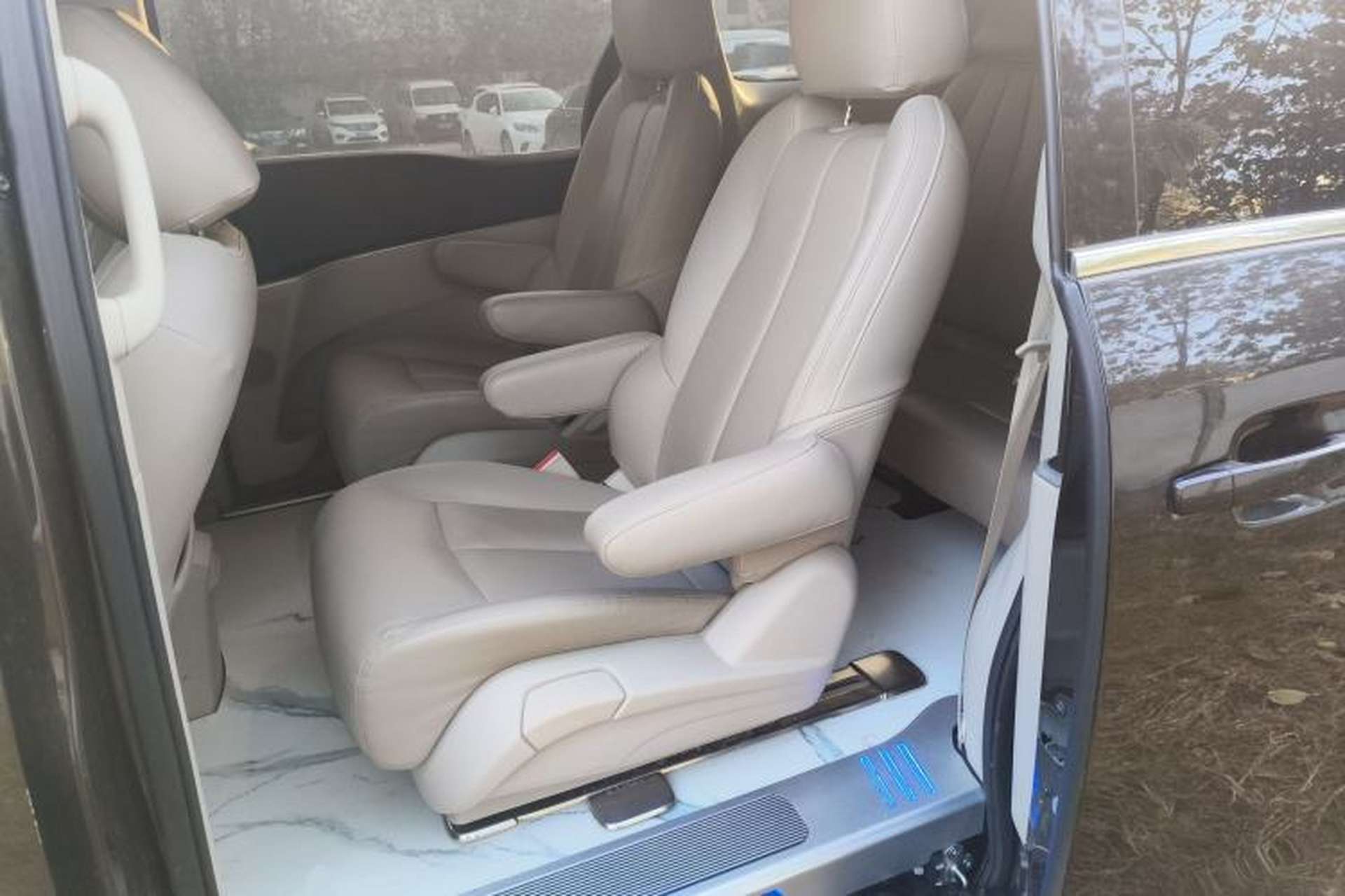 Used Buick GL8 2021 Land Cruiser Executive Class 652T Comfort Model Interior 4