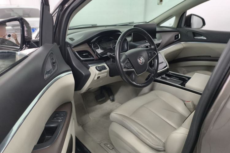 Used Buick GL8 2021 Land Cruiser Executive Class 652T Luxury Model Interior 5