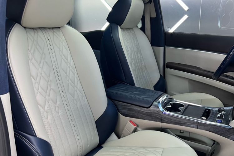 Used Buick GL8 2021 Land Cruiser Executive Class 652T Luxury Model Interior 6