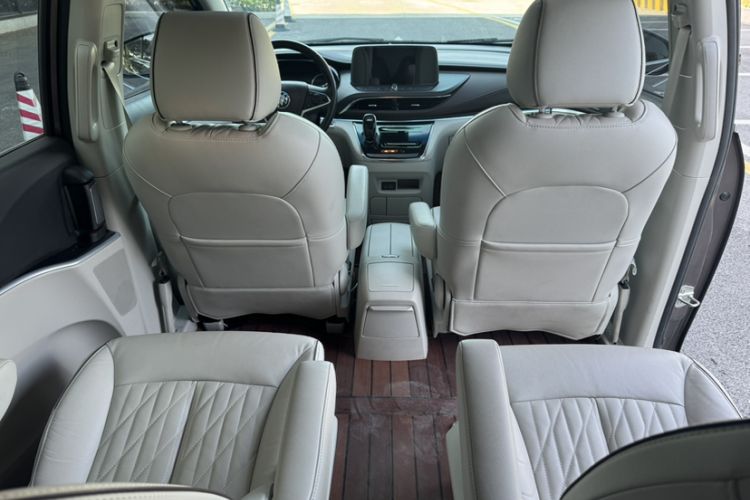 Used Buick GL8 2021 Land Cruiser Executive Class 652T Smart Luxury Model Interior 6