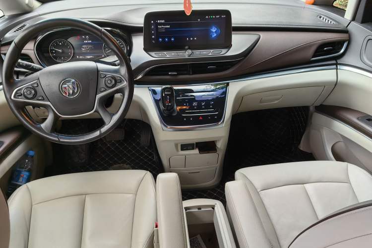 Used Buick GL8 2021 Land Cruiser Executive 652T Premium Model Interior 6