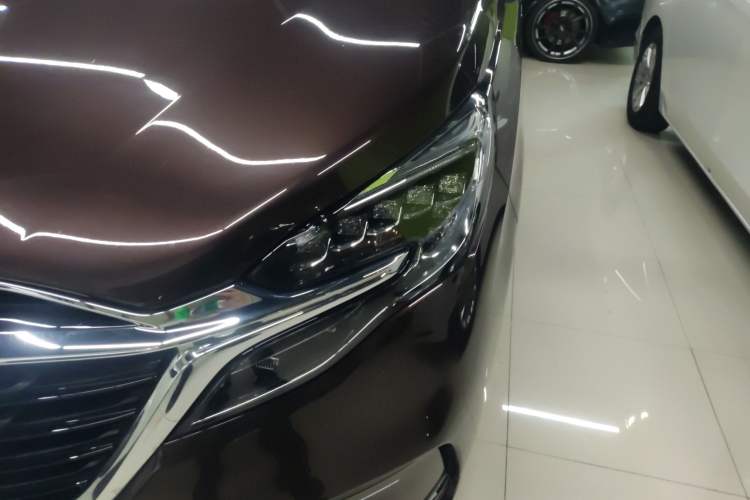 Used Buick GL8 2021 ES Landtrek 653T Luxury Model Left Front Headlight