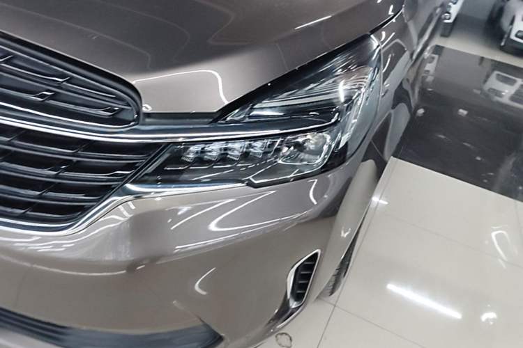 Used Buick GL8 2021 Land Cruiser Executive Class 652T Luxury Model Left Front Headlight