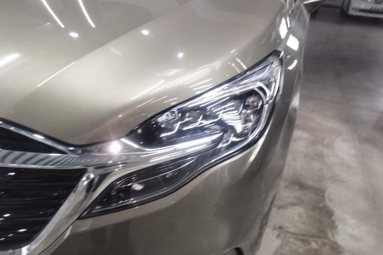 Used Buick GL8 2021 ES Landtrek 653T Luxury Model Left Front Headlight