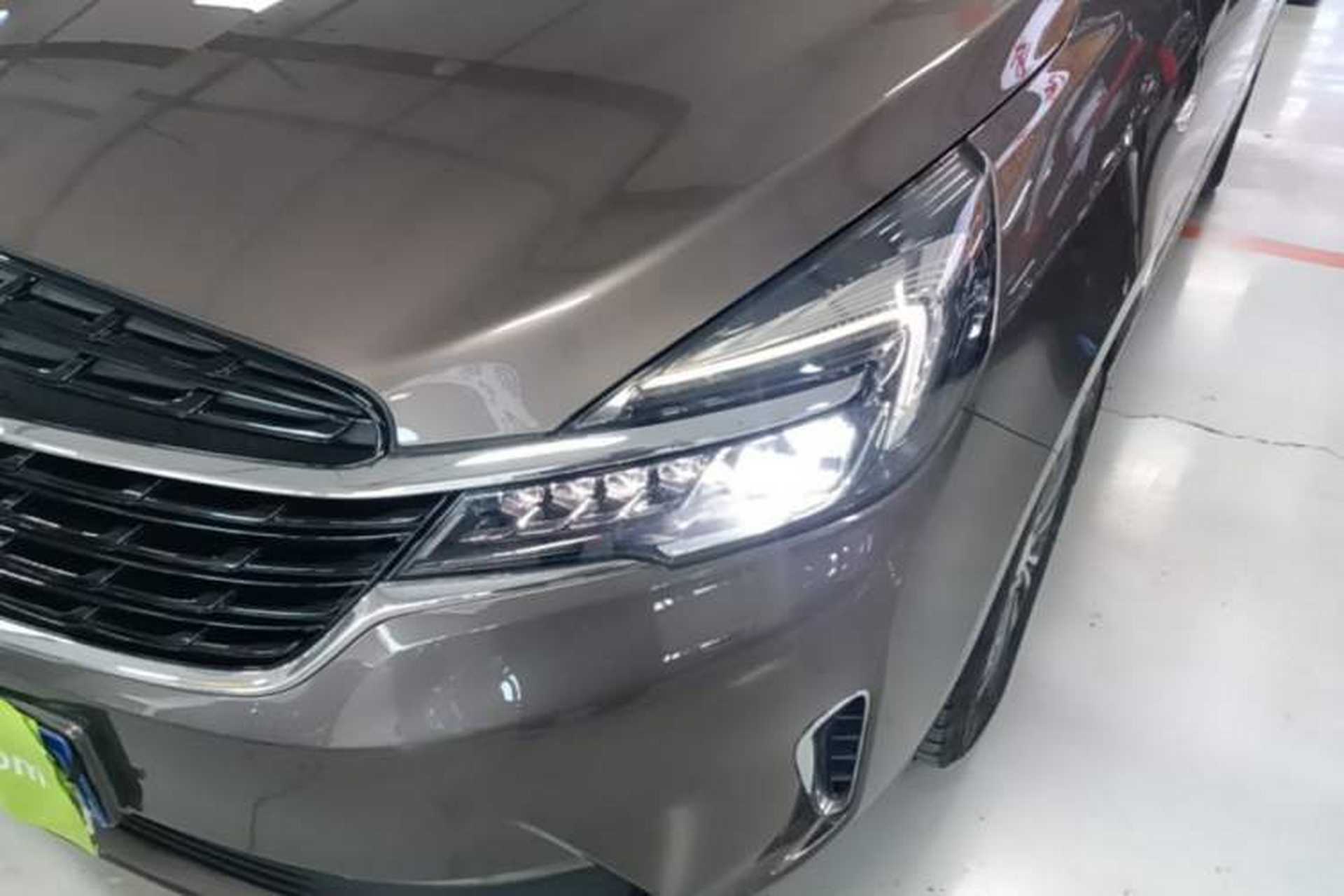 Used Buick GL8 2021 Land Cruiser Executive Class 652T Luxury Model Left Front Headlight