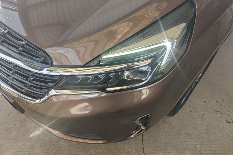 Used Buick GL8 2021 Land Cruiser Executive Class 652T Luxury Model Left Front Headlight