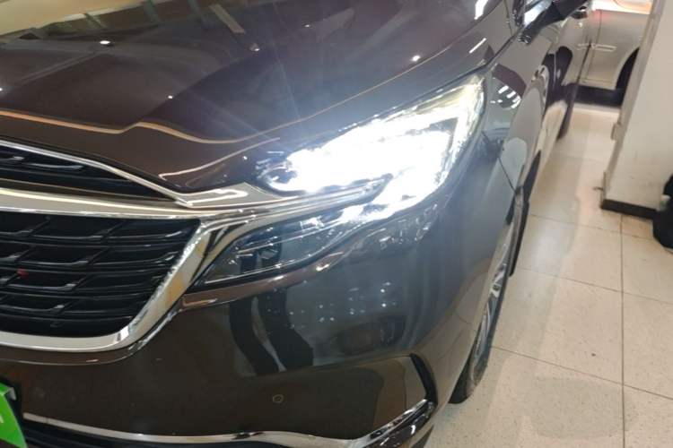 Used Buick GL8 2021 ES Land Cruiser 653T Luxury Edition Left Front Headlight