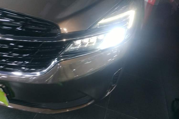 Used Buick GL8 2021 Land Cruiser Executive Class 652T Luxury Model Left Front Headlight