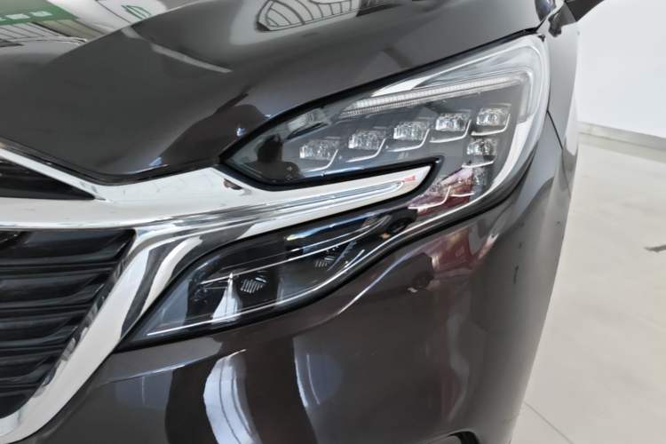 Used Buick GL8 2021 ES Landtrek 653T Luxury Model Left Front Headlight