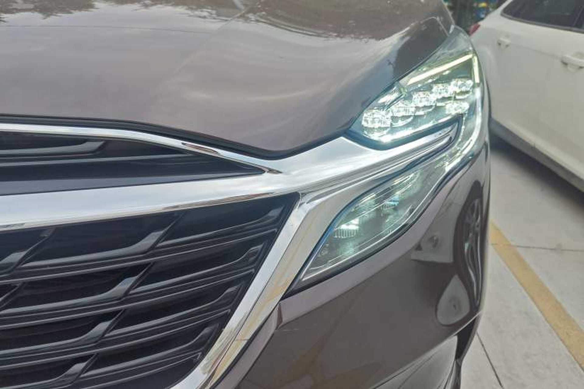 Used Buick GL8 2021 ES Landtrek 653T Comfort Edition Left Front Headlight