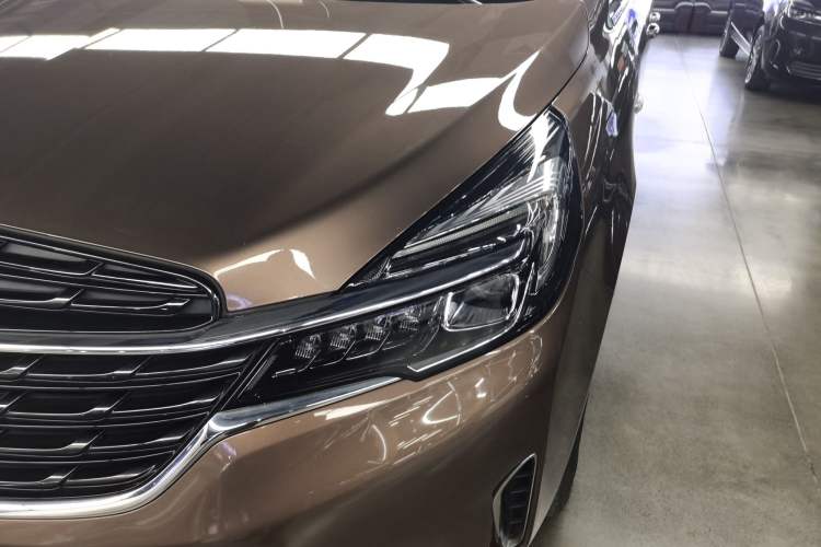 Used Buick GL8 2021 Land Cruiser Executive Class 652T Luxury Model Left Front Headlight