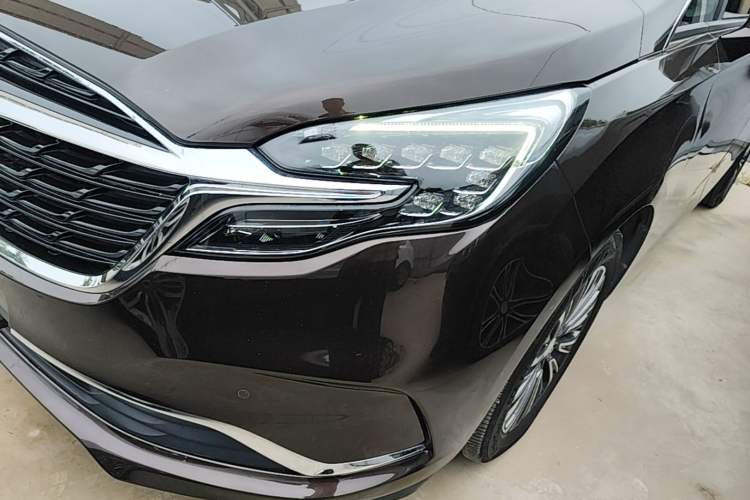 Used Buick GL8 2021 ES Landtrek 653T Luxury Model Left Front Headlight
