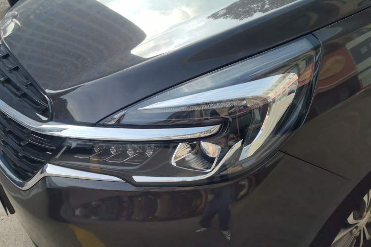 Used Buick GL8 2021 Land Cruiser Executive Class 652T Luxury Model Left Front Headlight