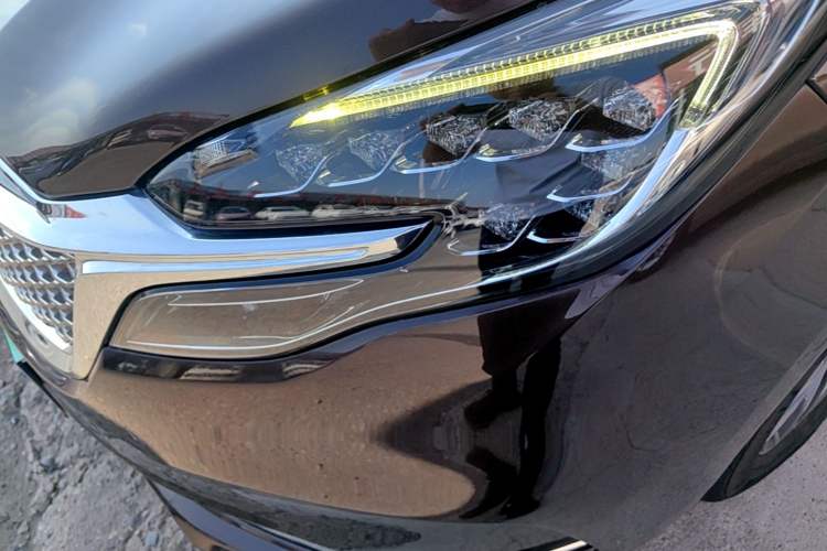 Used Buick GL8 2021 ES Land Cruiser 653T Luxury Edition Left Front Headlight