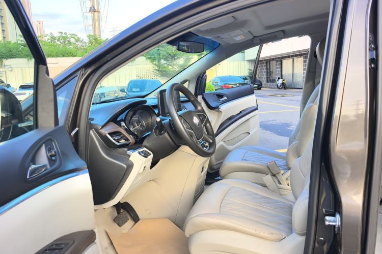 Used Buick GL8 2021 Land Cruiser Executive Class 652T Comfort Model Left Front Seat