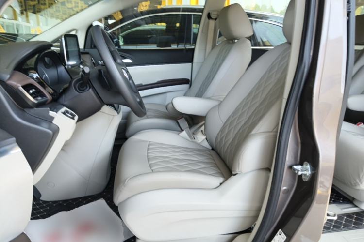 Used Buick GL8 2021 Land Cruiser Executive Class 652T Comfort Model Left Front Seat