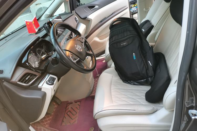 Used Buick GL8 2021 Land Cruiser Executive Class 652T Luxury Model Left Front Seat