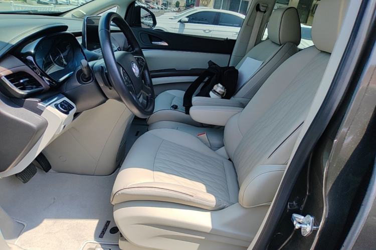 Used Buick GL8 2021 Land Cruiser Executive Class 652T Luxury Model Left Front Seat