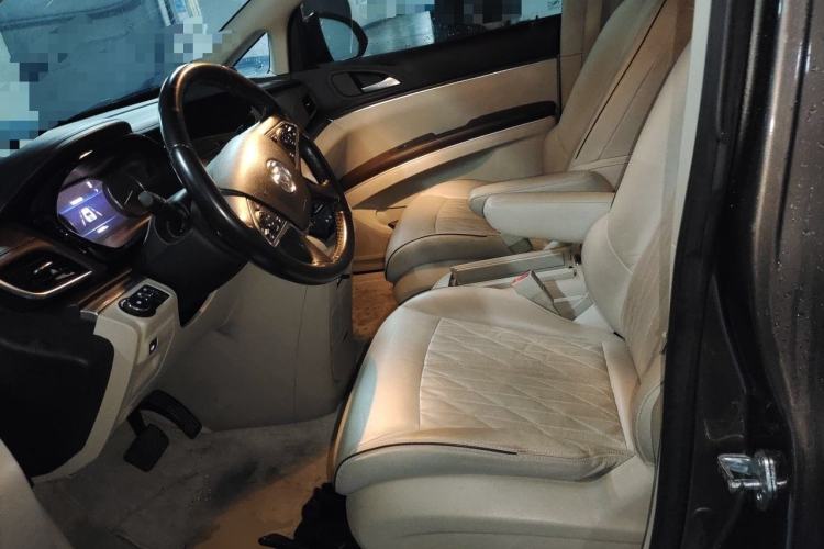 Used Buick GL8 2021 Land Cruiser Executive Class 652T Luxury Model Left Front Seat