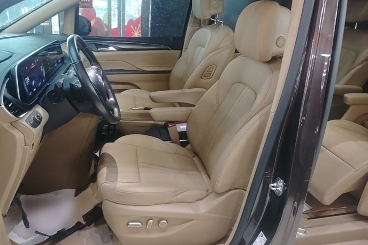 Used Buick GL8 2021 ES Landtrek 653T Luxury Model Left Front Seat