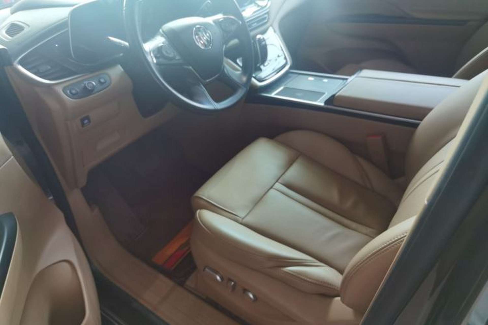 Used Buick GL8 2021 ES Landtrek 653T Luxury Model Left Front Seat