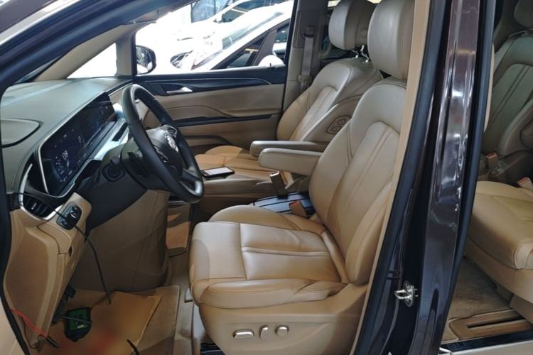 Used Buick GL8 2021 ES Land Cruiser 653T Luxury Edition Left Front Seat