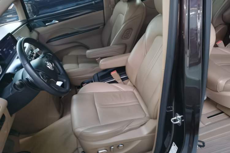Used Buick GL8 2021 ES Land Cruiser 653T Luxury Edition Left Front Seat