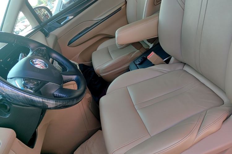 Used Buick GL8 2021 ES Land Cruiser 653T Luxury Edition Left Front Seat