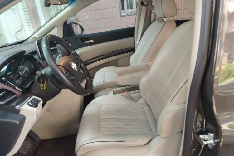Used Buick GL8 2021 Land Cruiser Executive Class 652T Luxury Model Left Front Seat