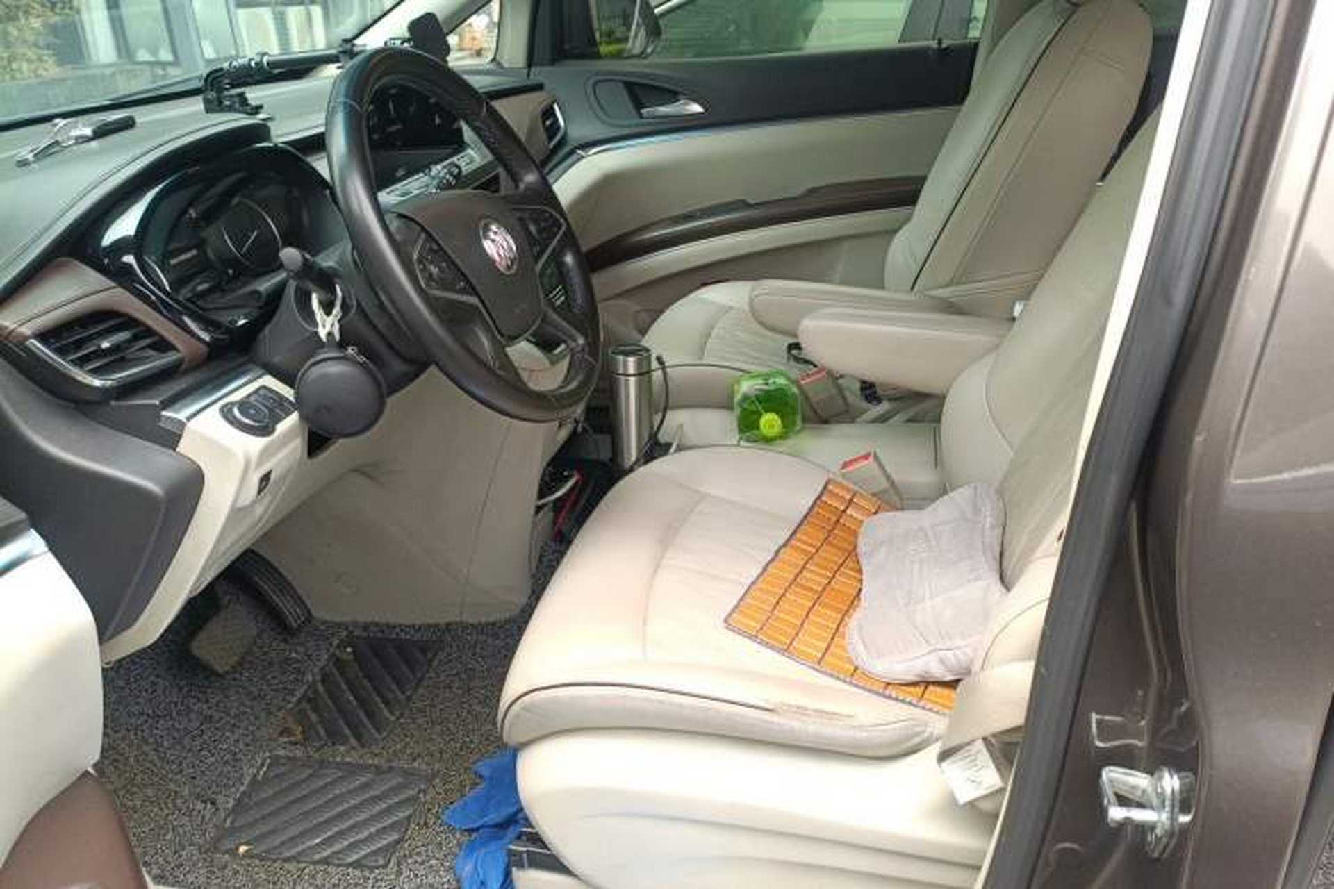 Used Buick GL8 2021 Land Cruiser Executive Class 652T Luxury Model Left Front Seat