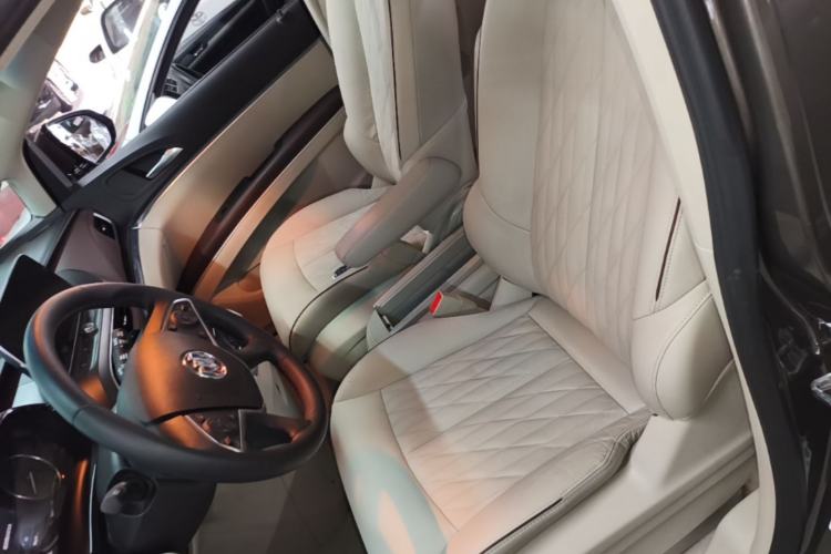 Used Buick GL8 2021 Land Cruiser Executive Class 652T Luxury Edition with Welfare Features Left Front Seat