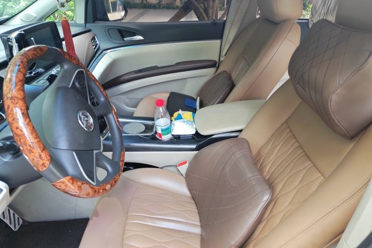 Used Buick GL8 2021 Land Cruiser Executive Class 652T Luxury Model Left Front Seat