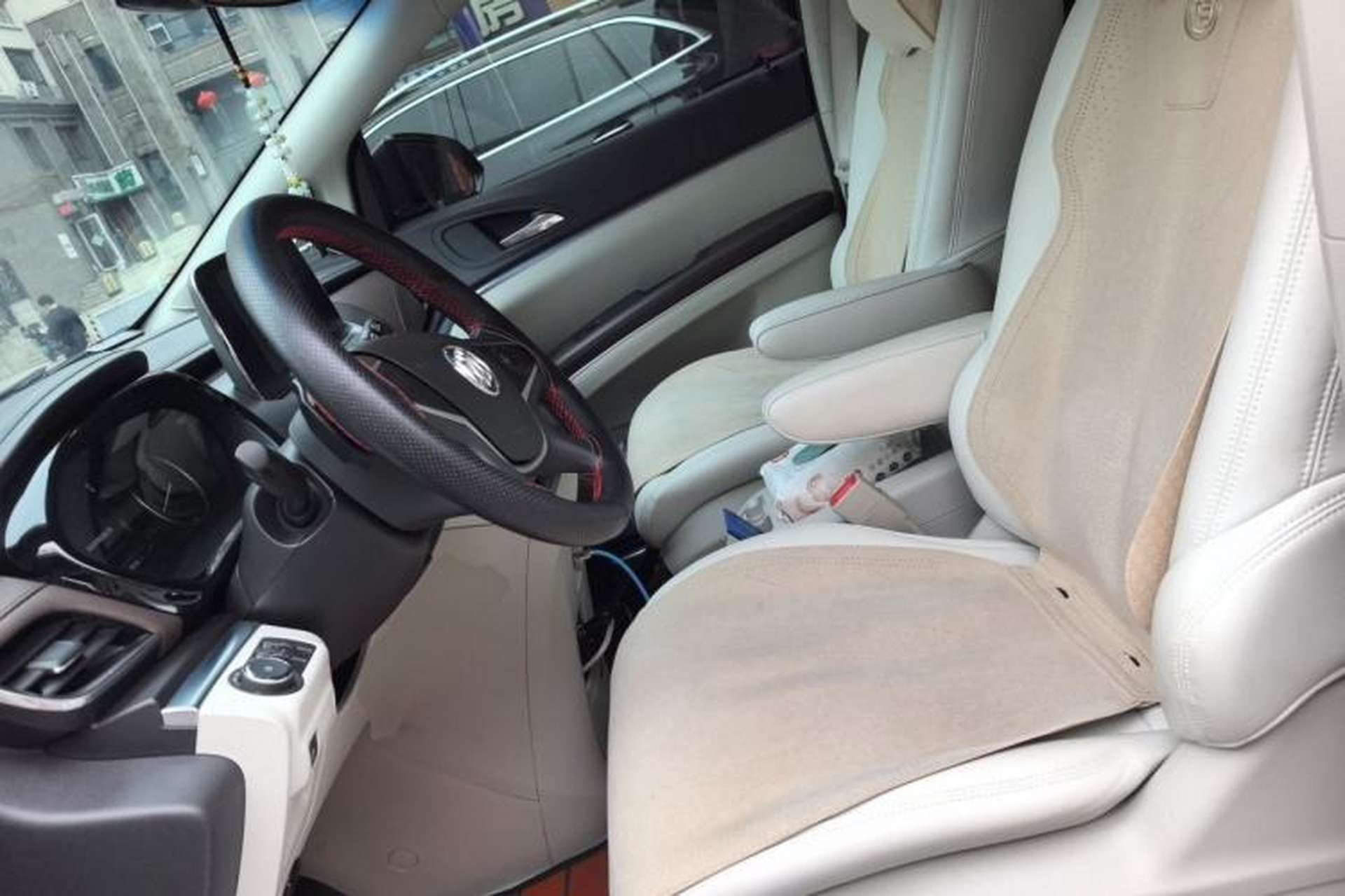 Used Buick GL8 2021 Land Cruiser Executive Class 652T Comfort Model Left Front Seat