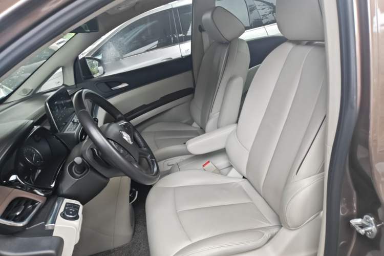 Used Buick GL8 2021 Land Cruiser Executive 652T Premium Model Left Front Seat