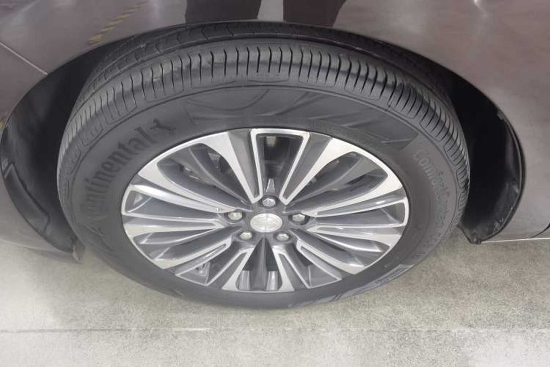 Used Buick GL8 2021 ES Landtrek 653T Luxury Model Left Front Wheel Hub