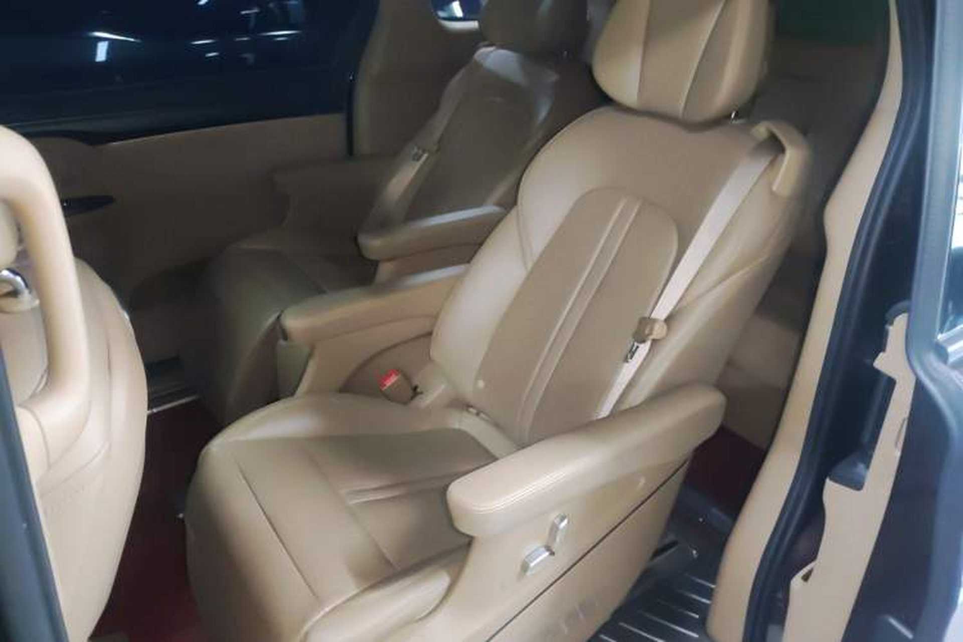 Used Buick GL8 2021 ES Landtrek 653T Luxury Model Left Rear Seat